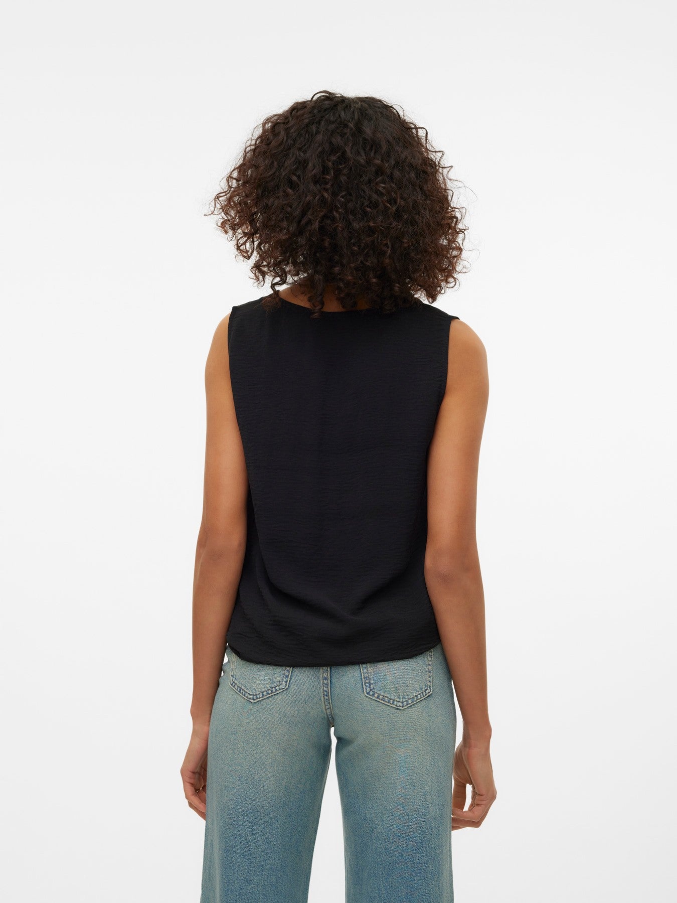 Top cuello pico de Vero Moda