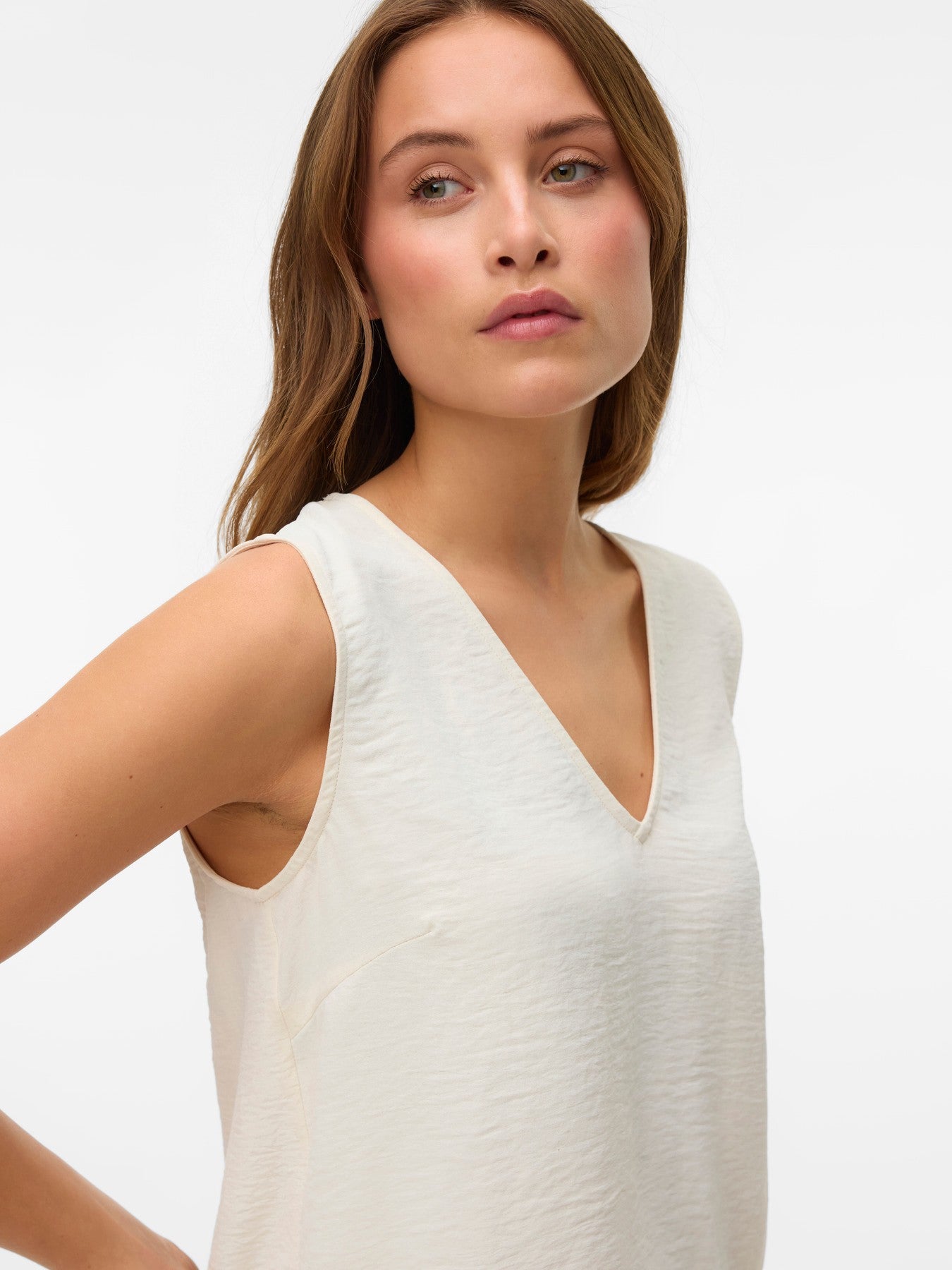 Top cuello pico de Vero Moda