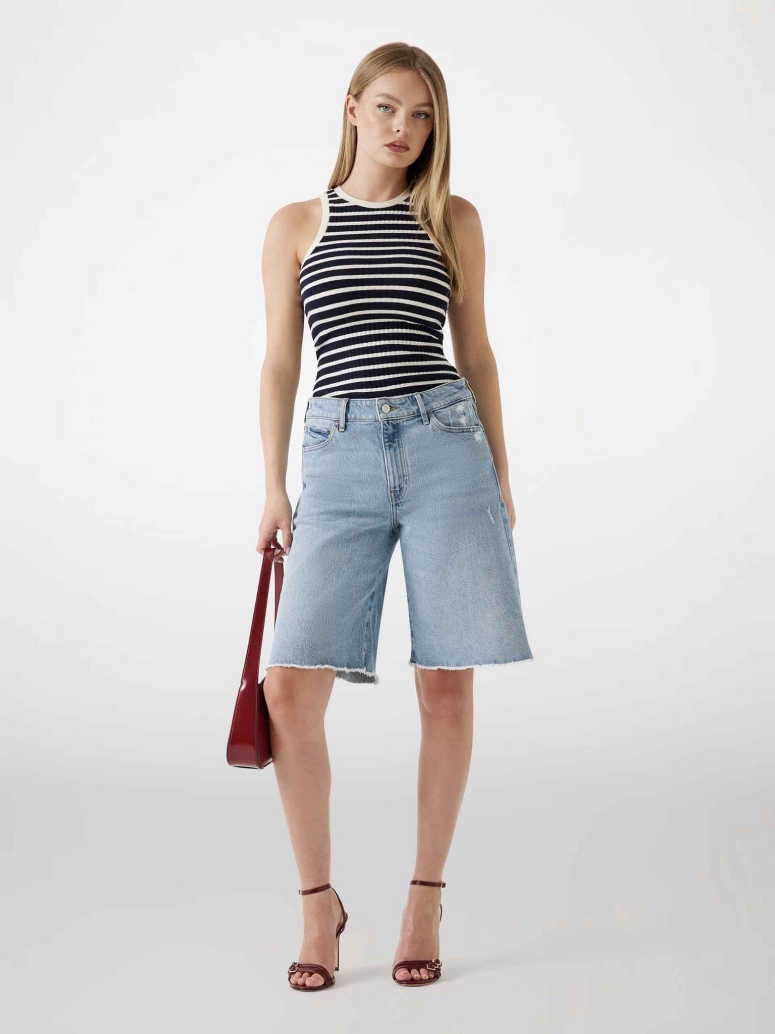 Top canalé tirantes de Guess