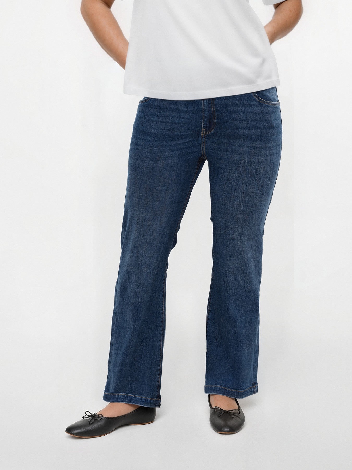 Vaquero Talla Grande flared de Vero Moda