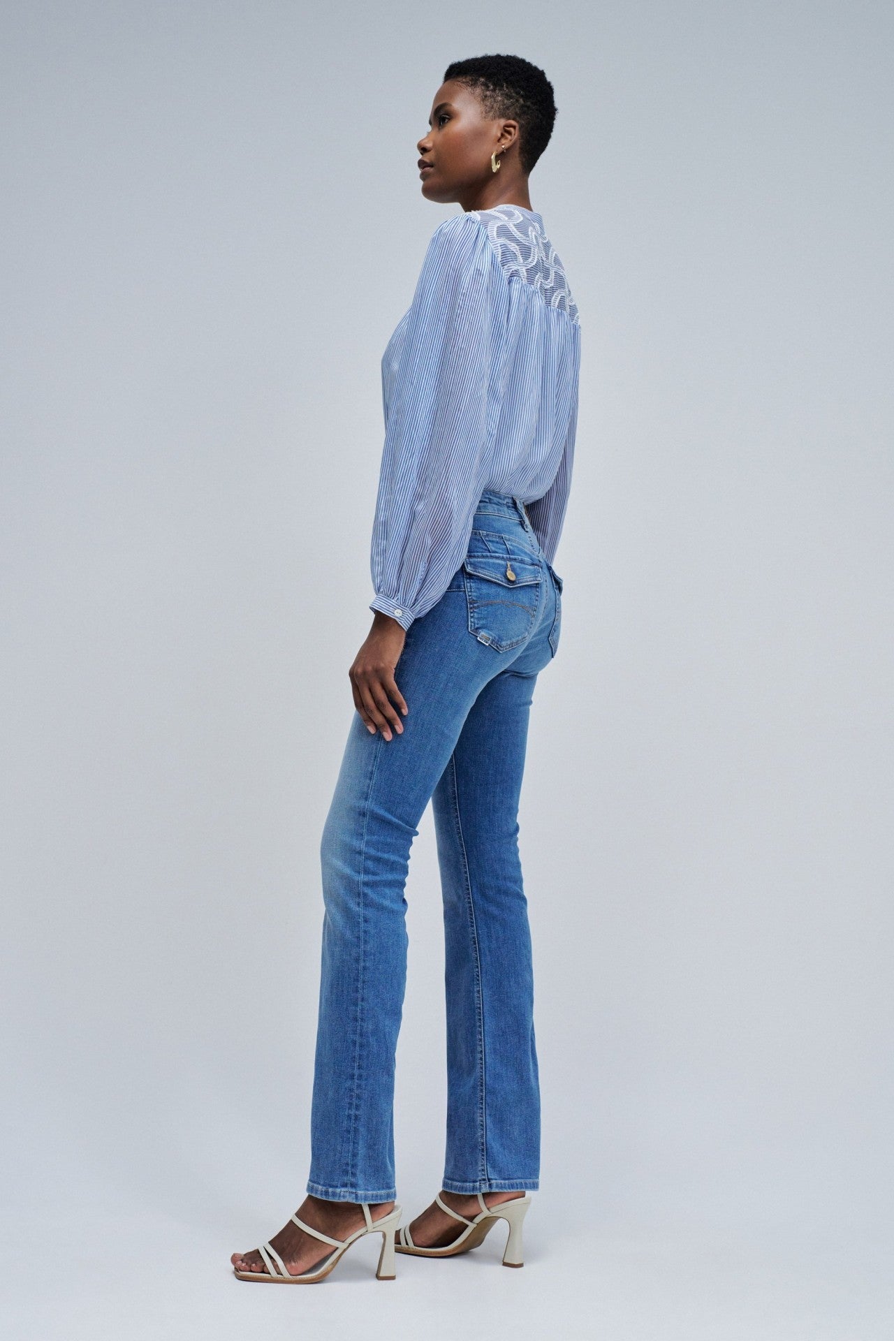 Vaquero tiro medio bootcut de Salsa Jeans