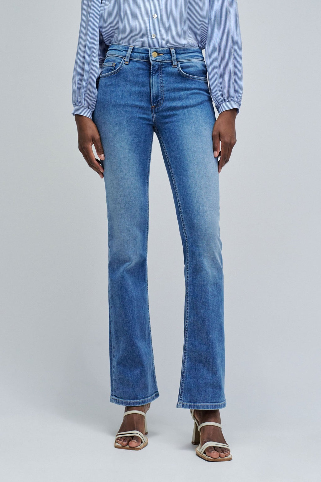 Vaquero tiro medio bootcut de Salsa Jeans