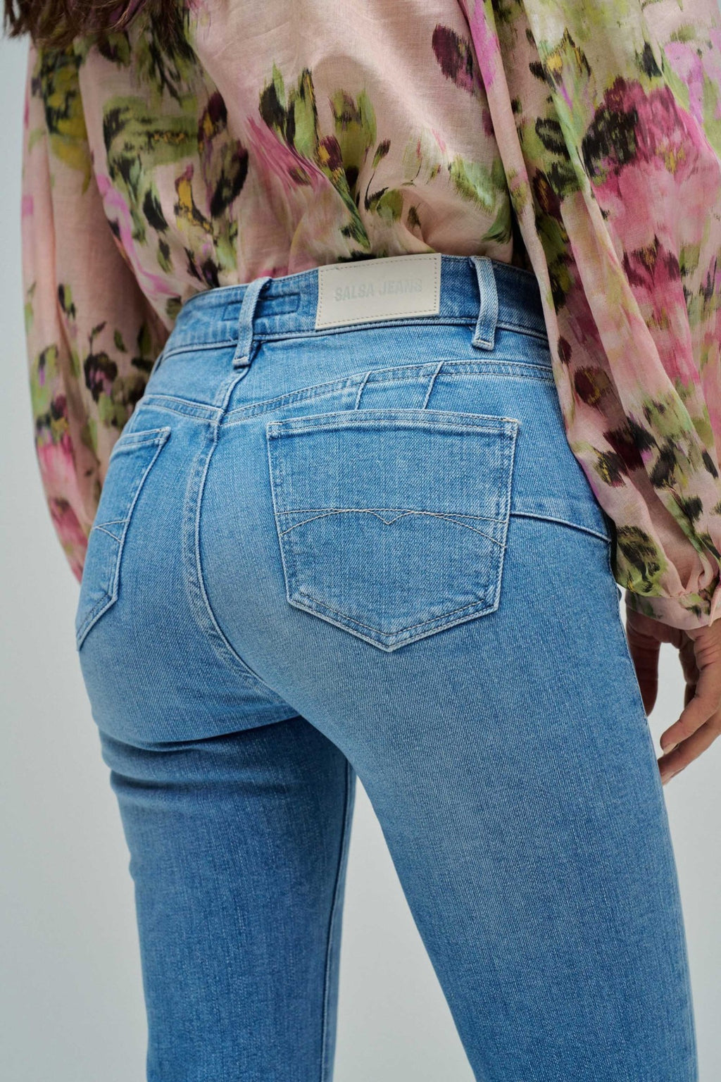 Vaquero flare de Salsa Jeans