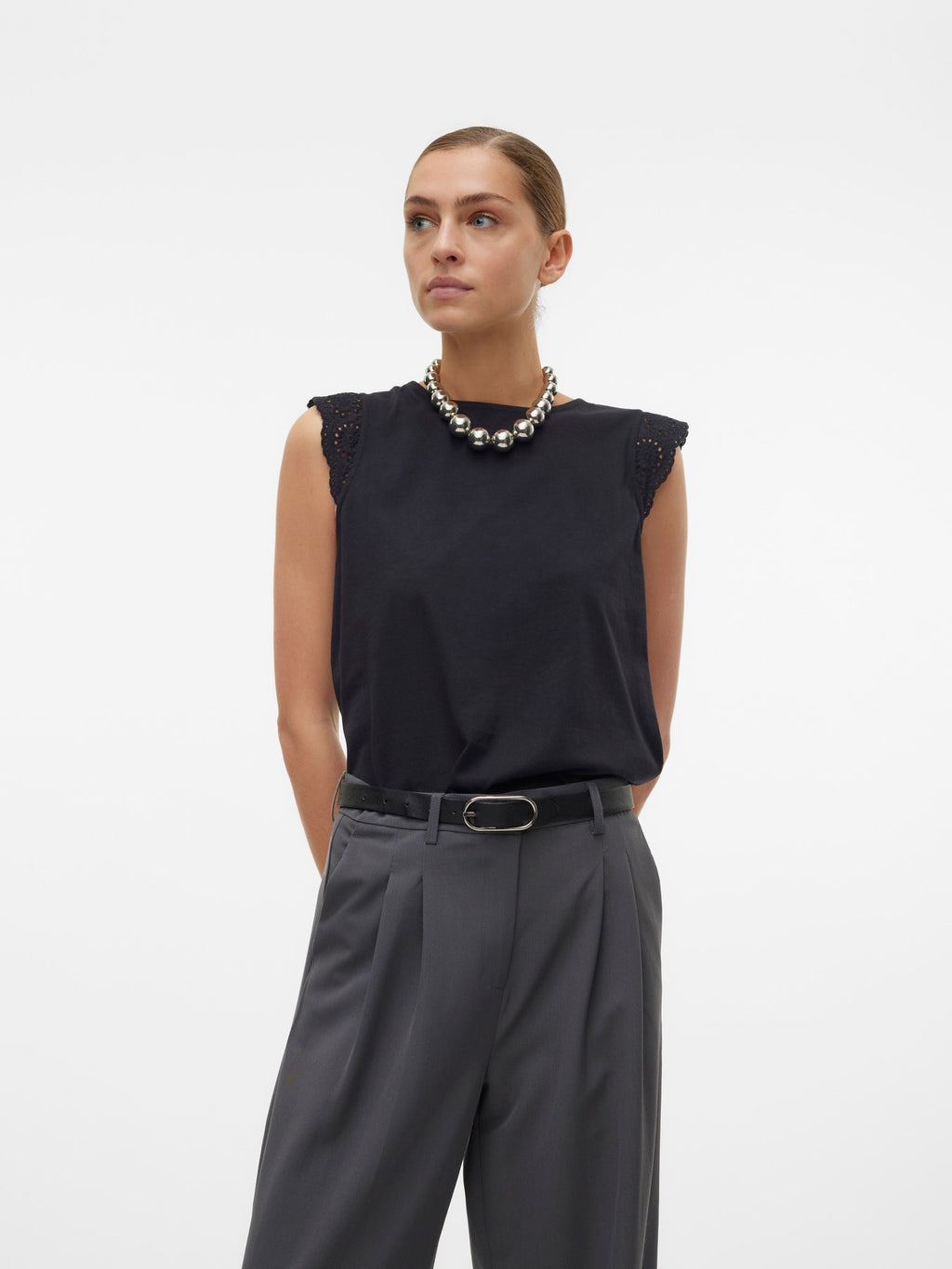 Top sin mangas de Vero Moda