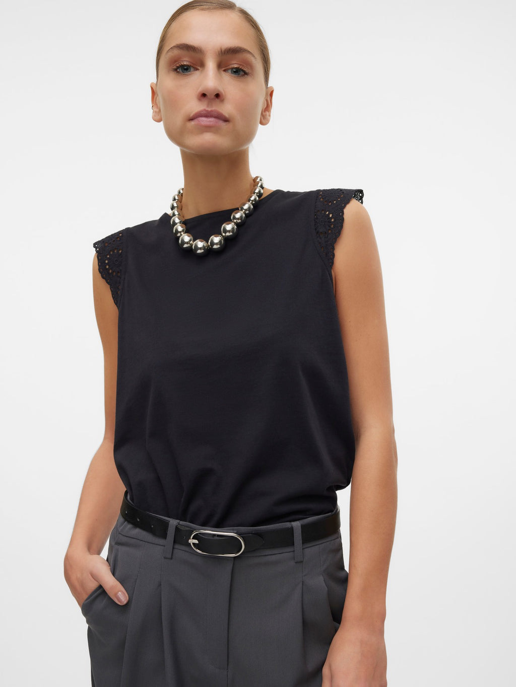 Top sin mangas de Vero Moda
