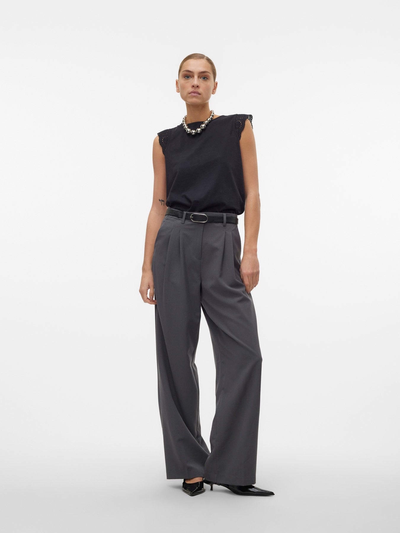 Top sin mangas de Vero Moda