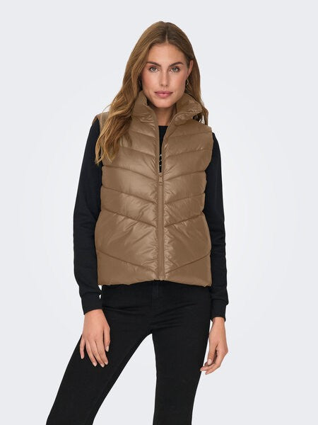 Chaleco acolchado de Jacqueline de Yong