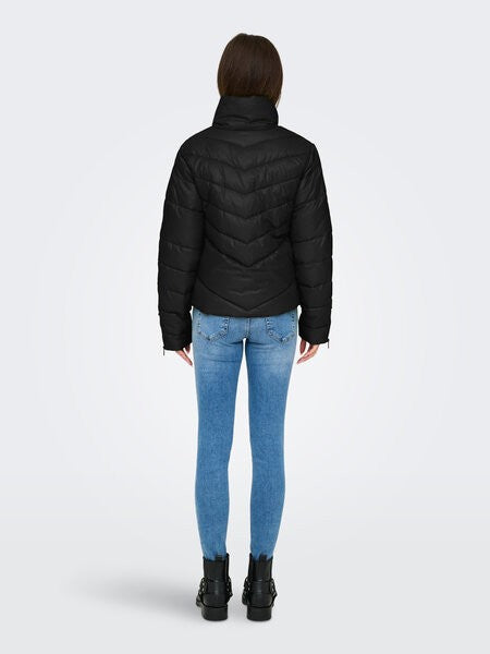 Cazadora acolchada de Jacqueline de Yong