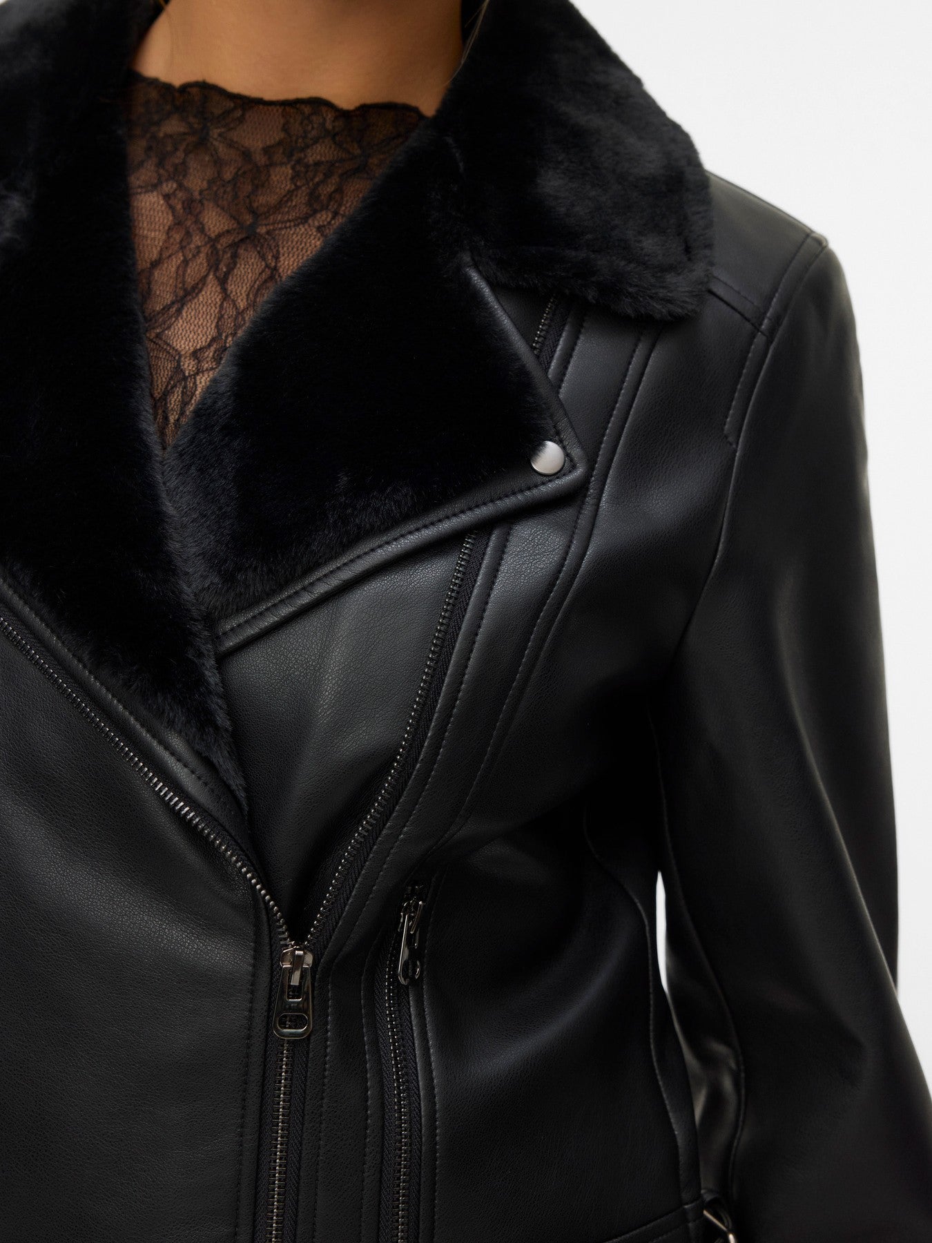 Cazadora poliepiel de Vero Moda