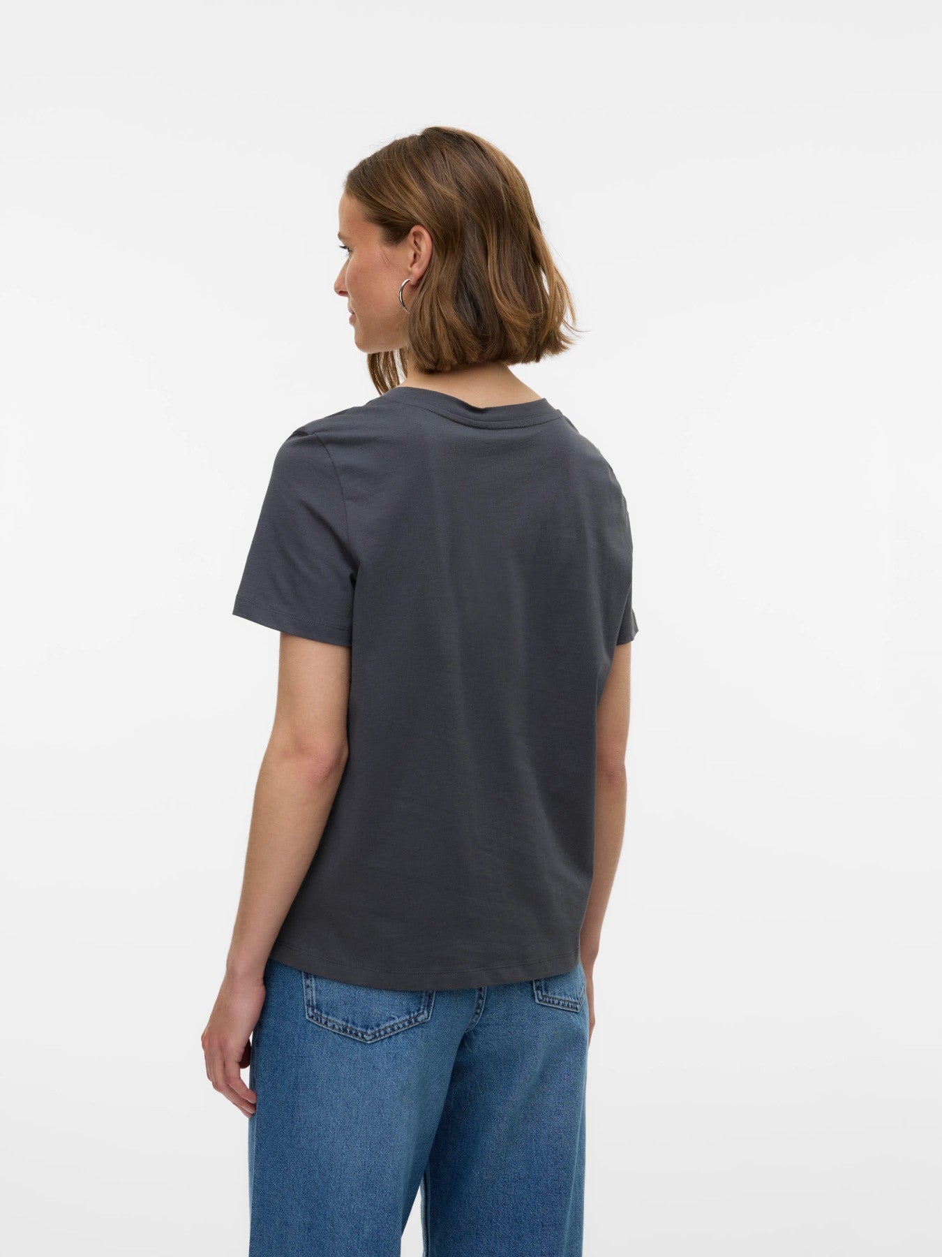 Camiseta cuello pico de Vero moda