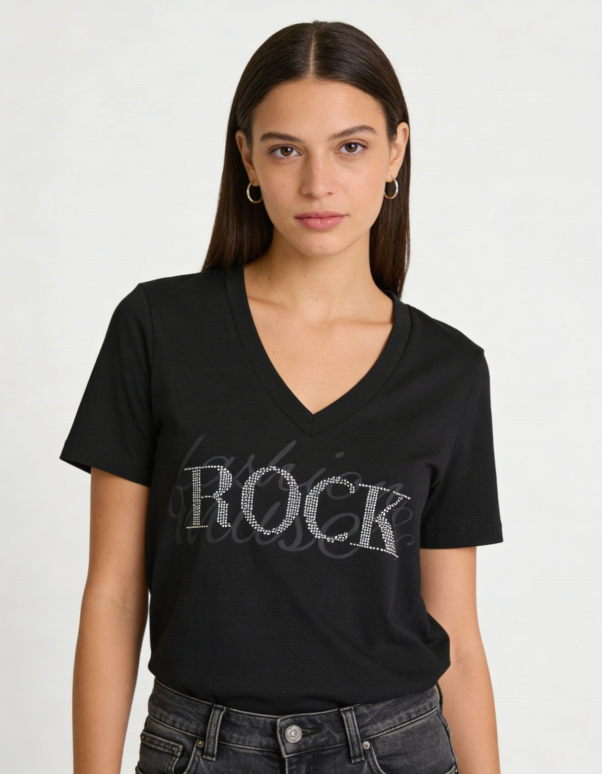 Camiseta cuello pico de Vero moda