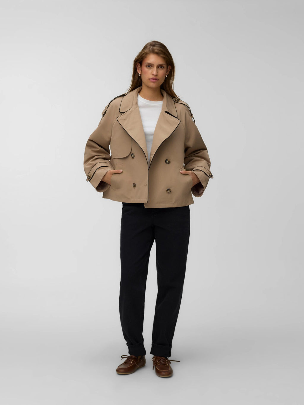 Gabardina corta de Vero Moda