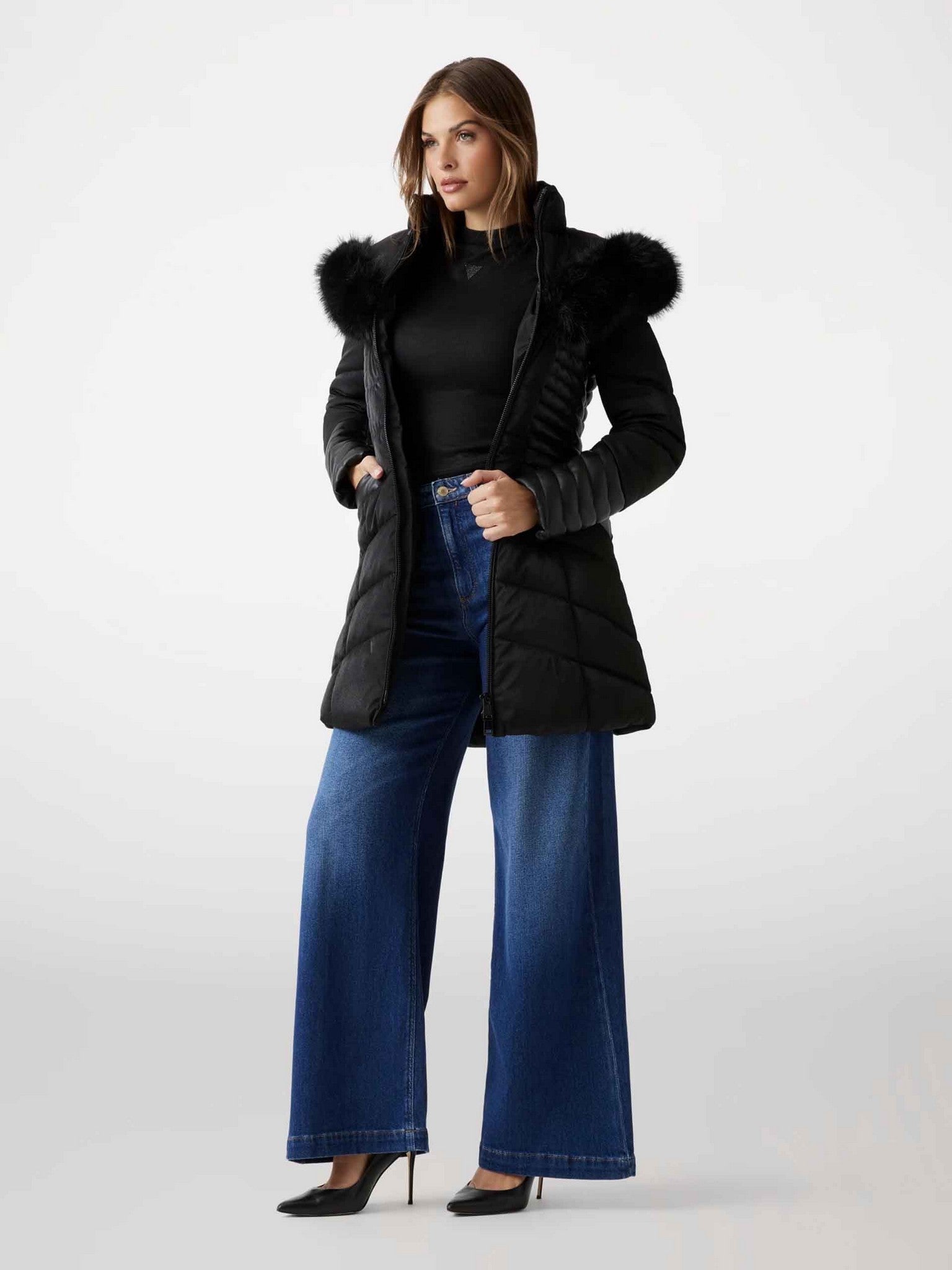 Abrigo acolchado largo de Guess