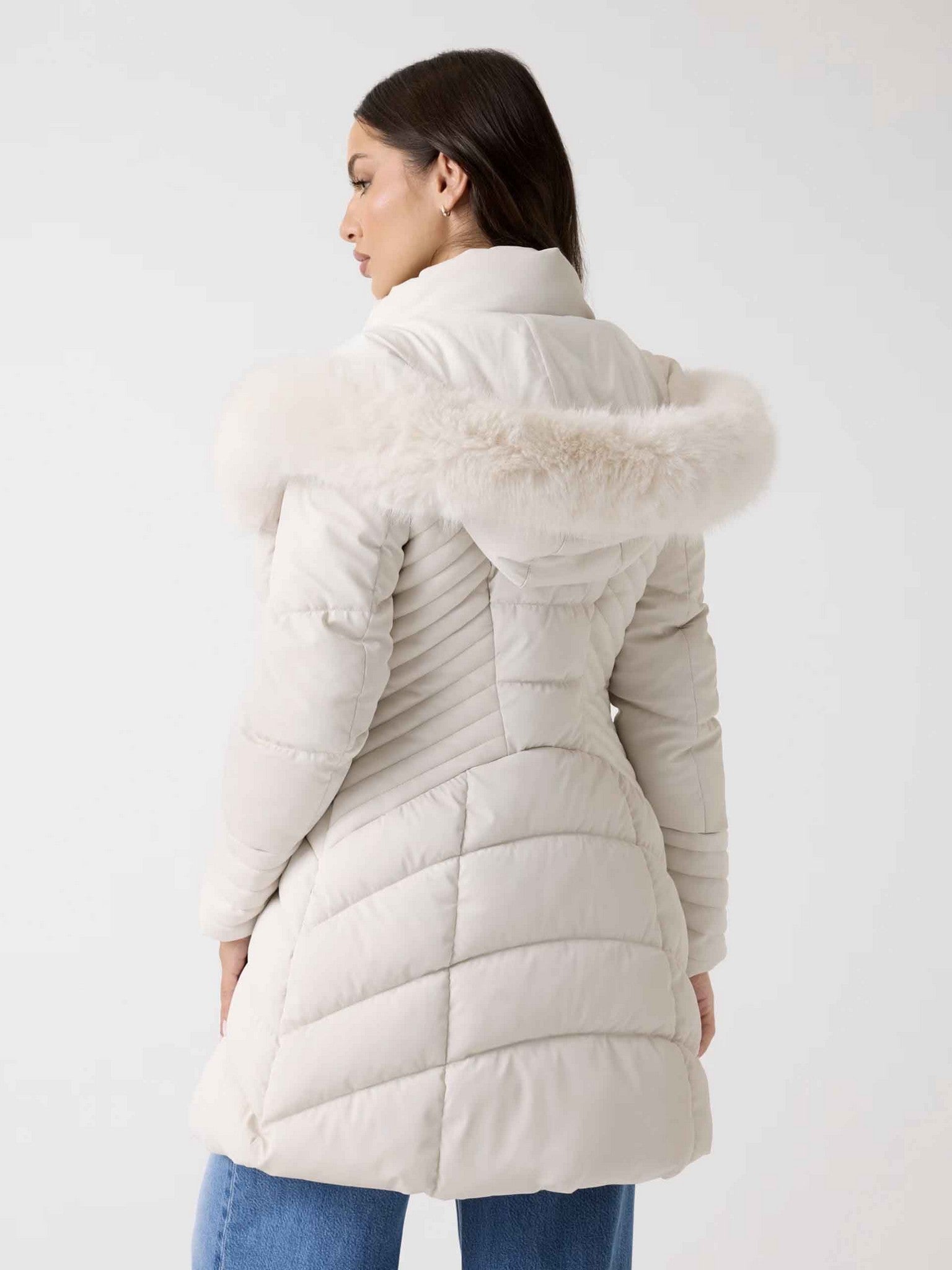 Abrigo acolchado largo de Guess