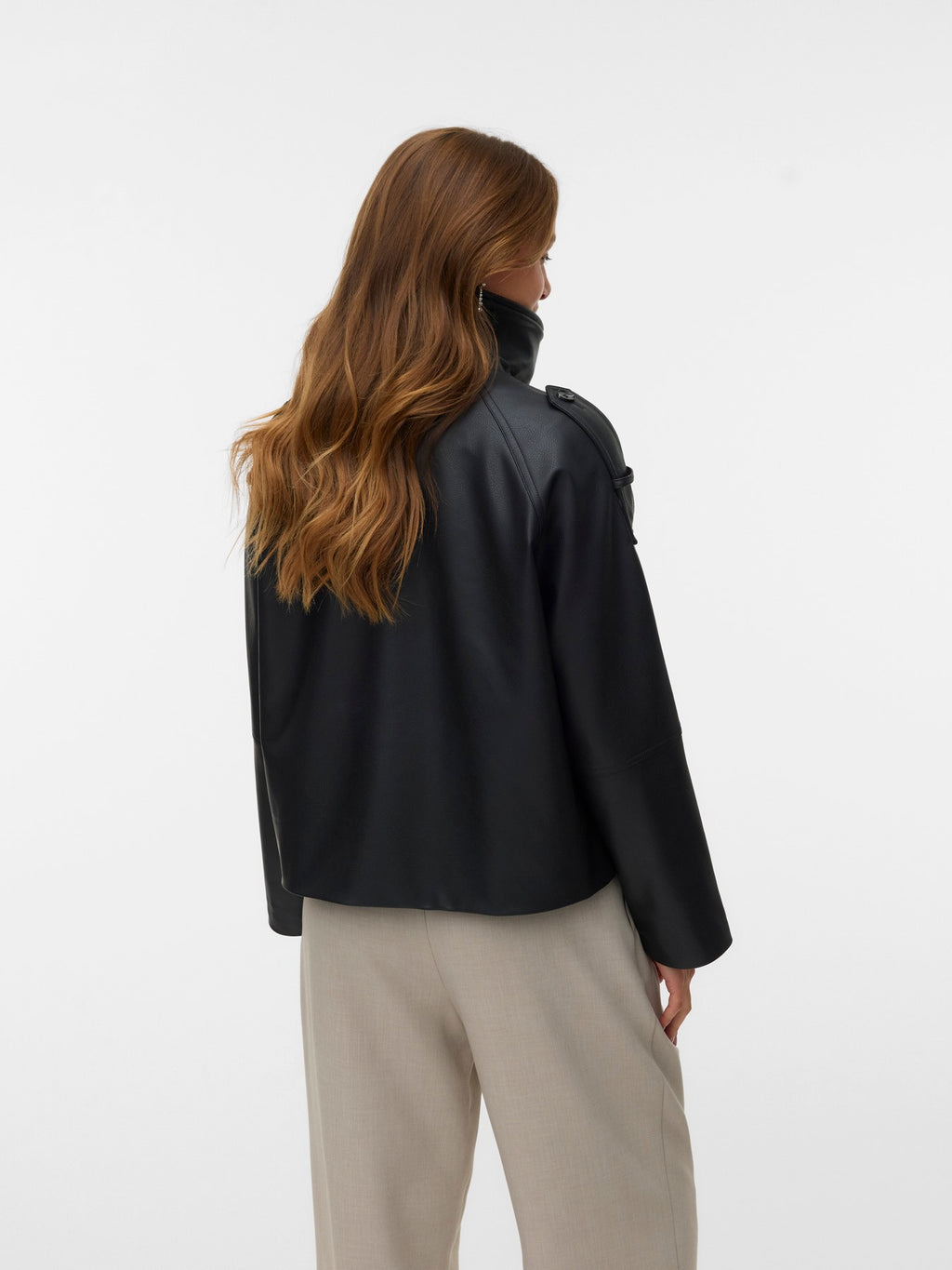 Polipiel doble abotonadura de Vero Moda