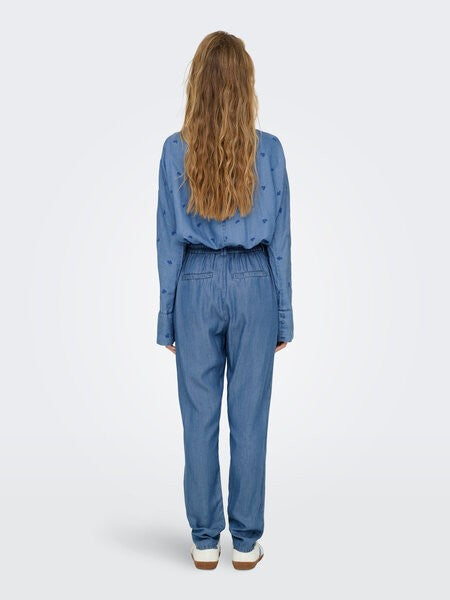 Pantalón jogger estilo vaquero de Only