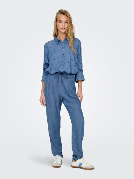 Pantalón jogger estilo vaquero de Only