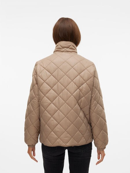 Cazadora acolchada de Vero Moda