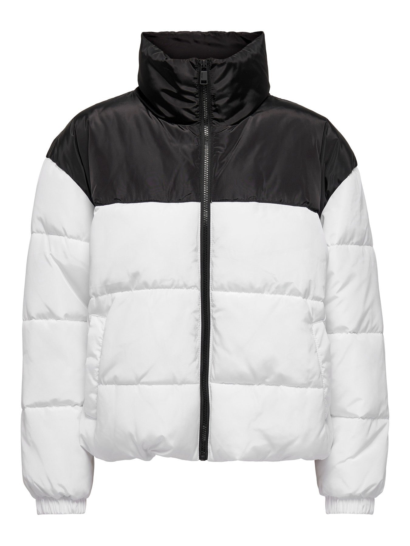 Cazadora corta acolchada de Only